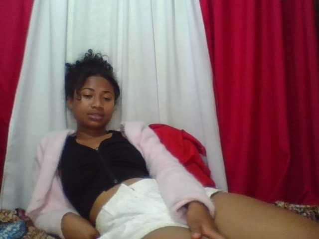 ERICAHJS live cam on BongaCams