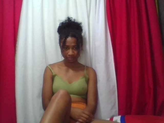 ERICAHJS live cam on BongaCams