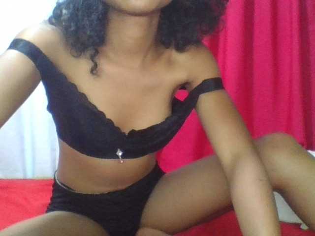 ERICAHJS live cam on BongaCams
