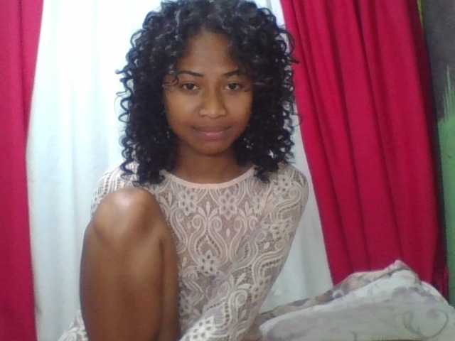 ERICAHJS live cam on BongaCams