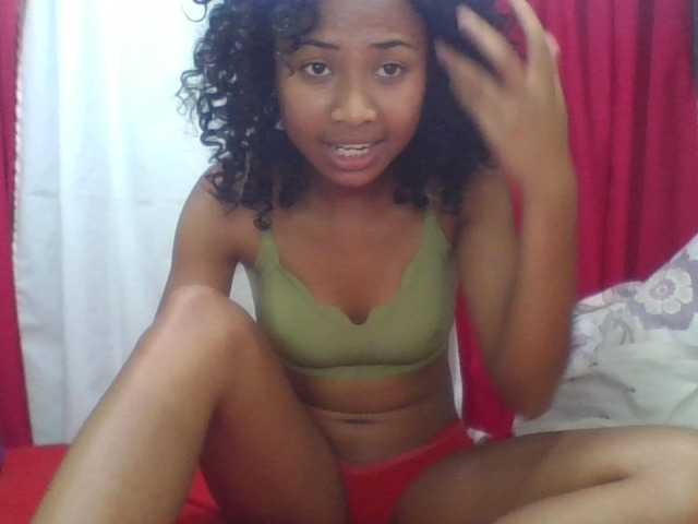 ERICAHJS live cam on BongaCams