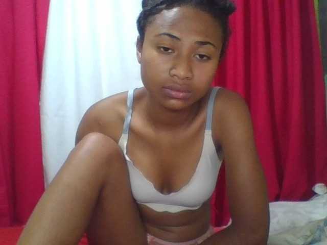 ERICAHJS live cam on BongaCams