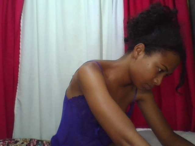 ERICAHJS live cam on BongaCams