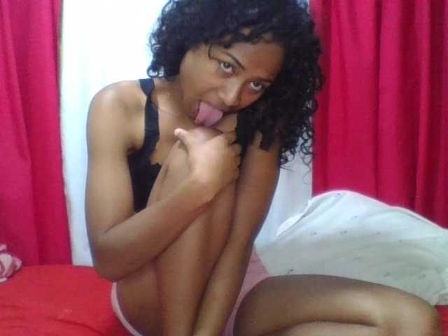 ERICAHJS, live now on BongaCams