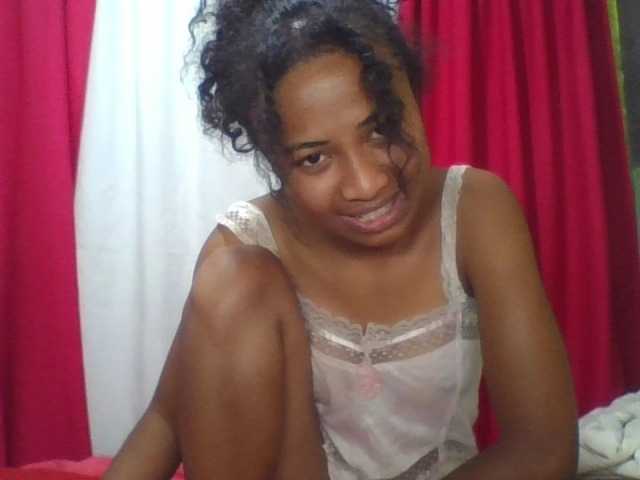 ERICAHJS live cam on BongaCams