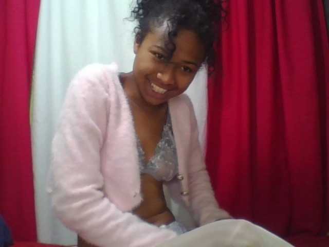 ERICAHJS live cam on BongaCams