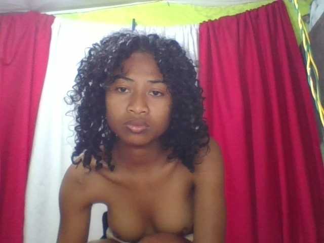 ERICAHJS live cam on BongaCams