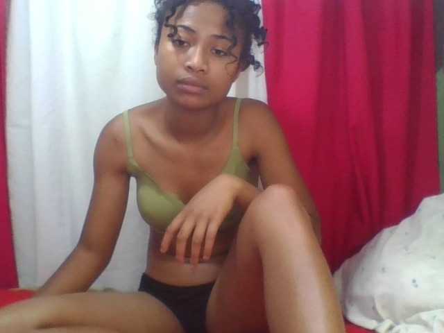 ERICAHJS live cam on BongaCams