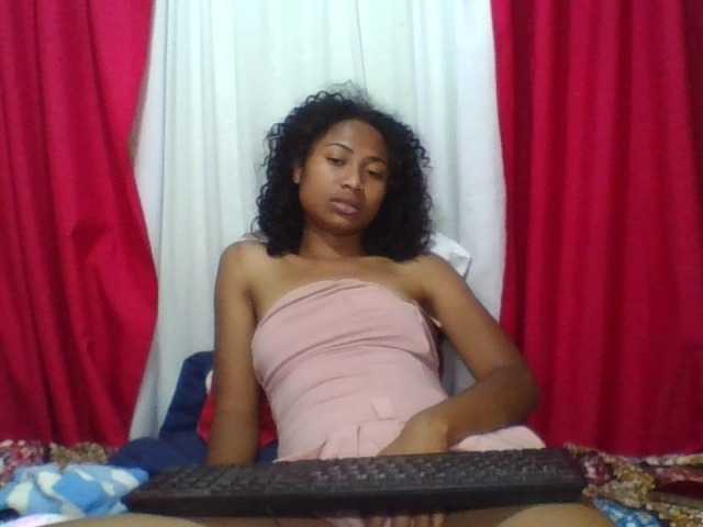 ERICAHJS live cam on BongaCams