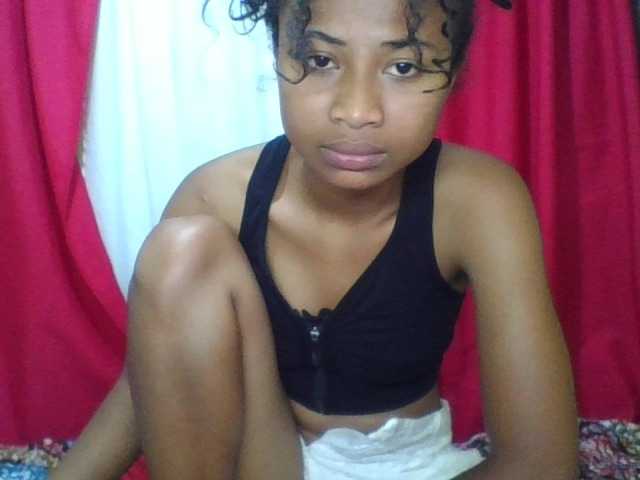 ERICAHJS live cam on BongaCams