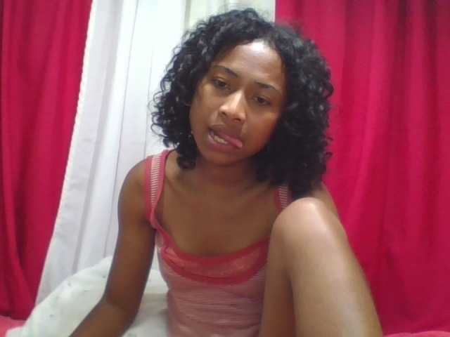 ERICAHJS live cam on BongaCams