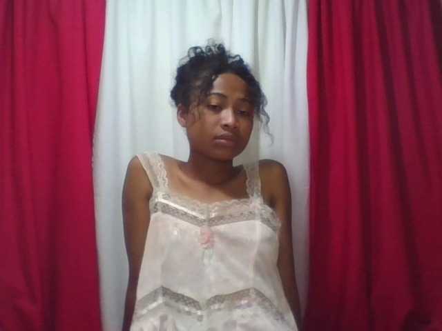 ERICAHJS live cam on BongaCams