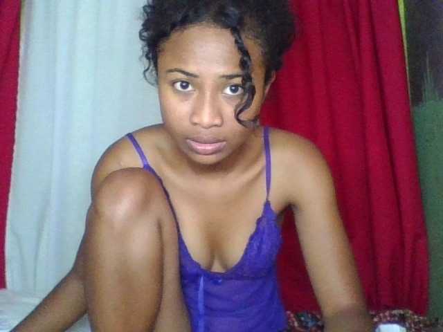 ERICAHJS live cam on BongaCams