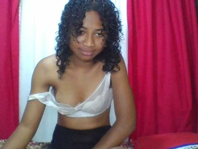 ERICAHJS live cam on BongaCams