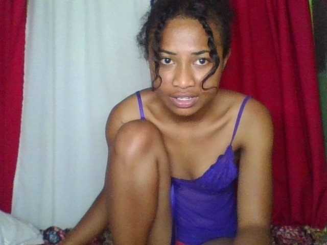 ERICAHJS live cam on BongaCams