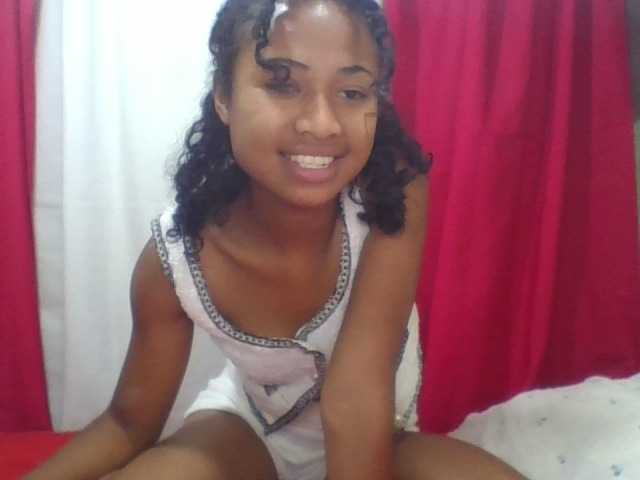 ERICAHJS live cam on BongaCams