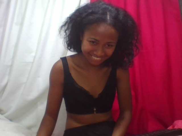 ERICAHJS live cam on BongaCams