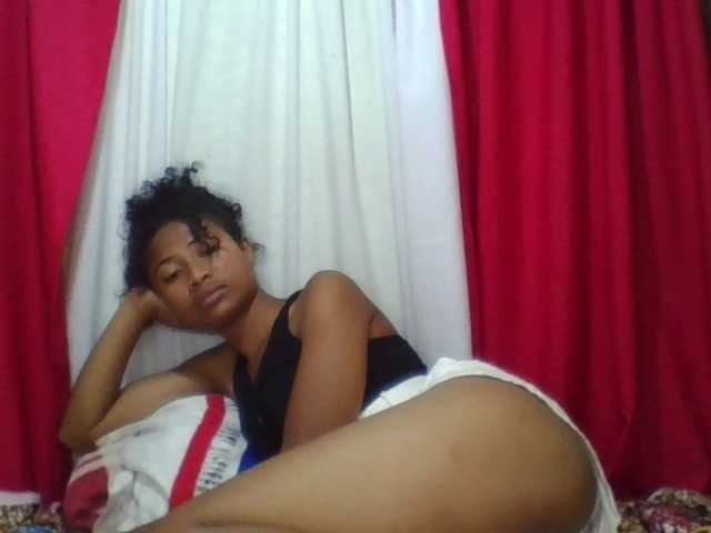 ERICAHJS live cam on BongaCams