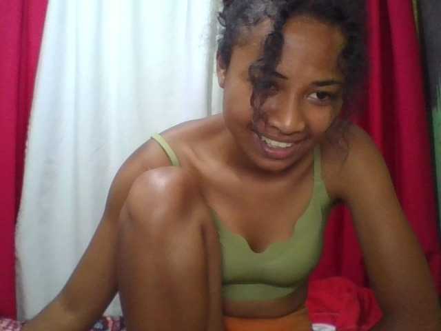 ERICAHJS live cam on BongaCams