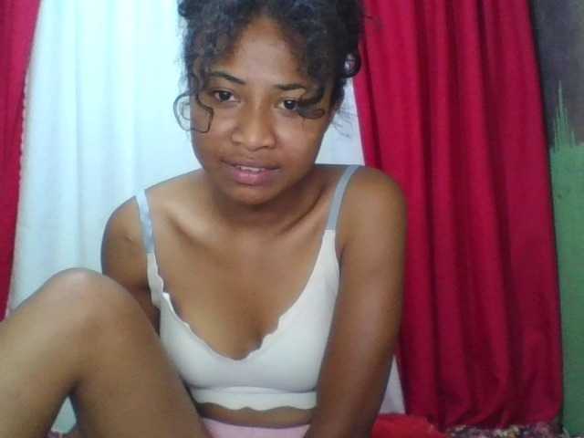 ERICAHJS live cam on BongaCams