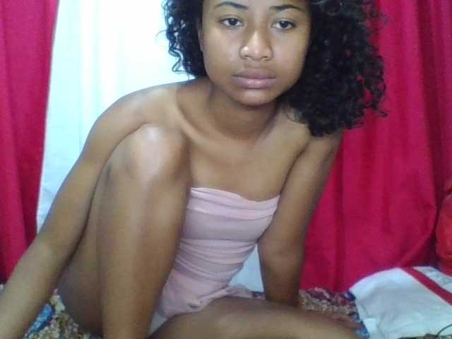 ERICAHJS live cam on BongaCams