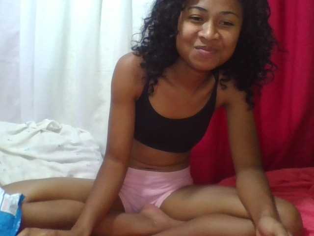 ERICAHJS live cam on BongaCams