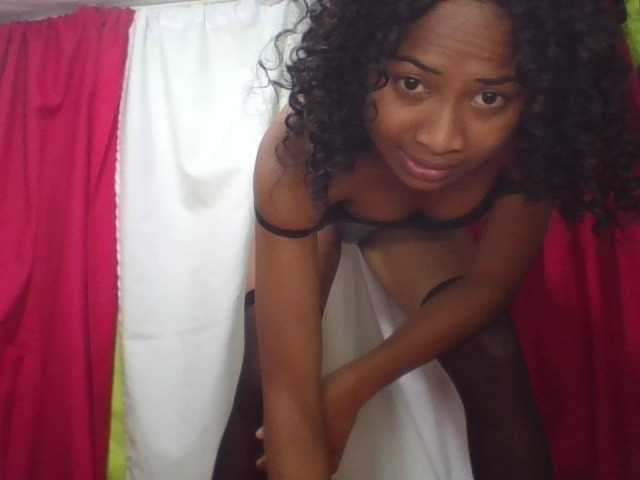 ERICAHJS live cam on BongaCams