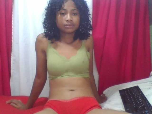 ERICAHJS live cam on BongaCams
