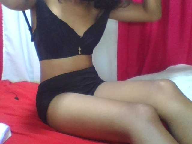 ERICAHJS live cam on BongaCams
