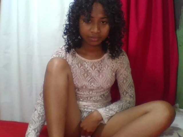 ERICAHJS live cam on BongaCams