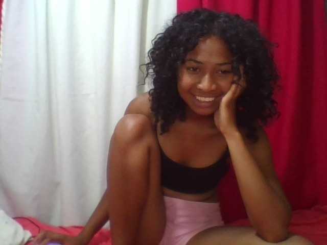 ERICAHJS live cam on BongaCams