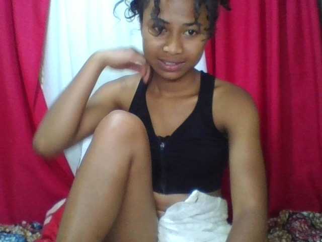 ERICAHJS live cam on BongaCams