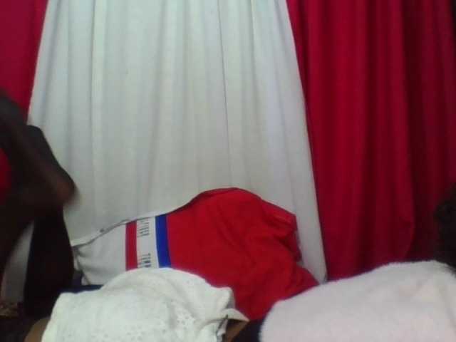 ERICAHJS live cam on BongaCams