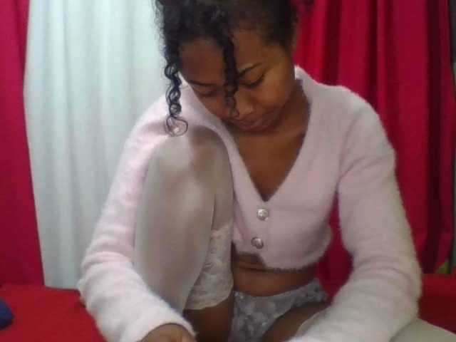 ERICAHJS, en vivo ahora en BongaCams