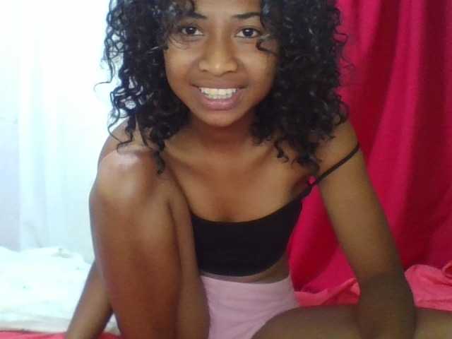 ERICAHJS live cam on BongaCams