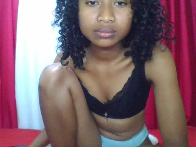 ERICAHJS, live now on BongaCams