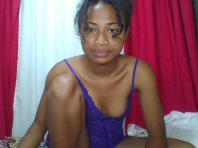 ERICAHJS live cam on BongaCams