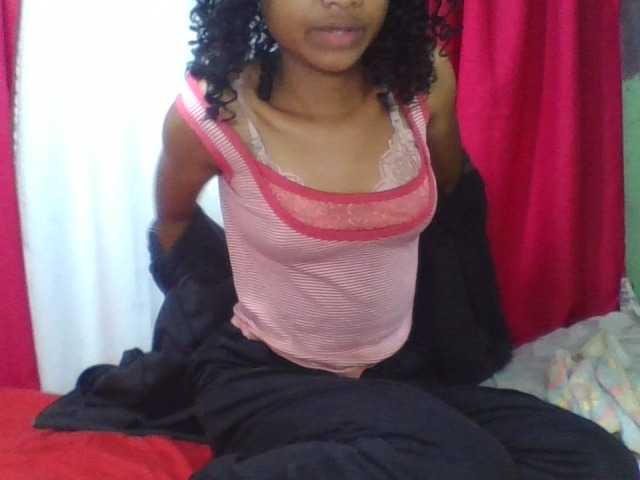 ERICAHJS live cam on BongaCams
