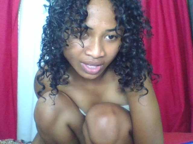 ERICAHJS live cam on BongaCams