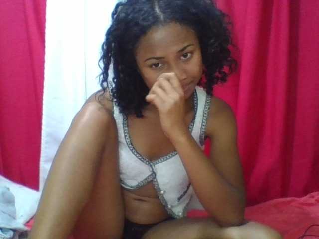 ERICAHJS live cam on BongaCams