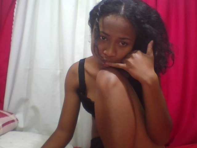 ERICAHJS live cam on BongaCams