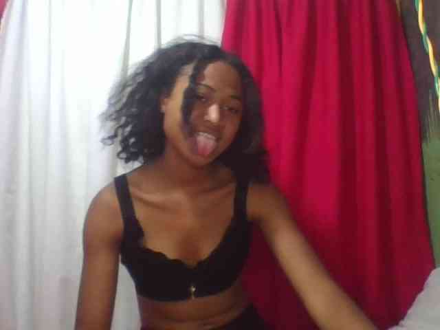 ERICAHJS webcam