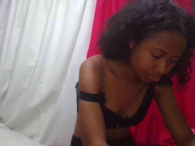 ERICAHJS webcam