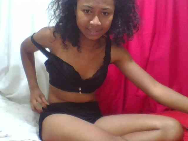 ERICAHJS webcam