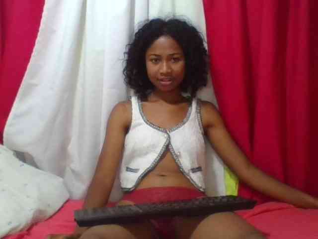 ERICAHJS webcam