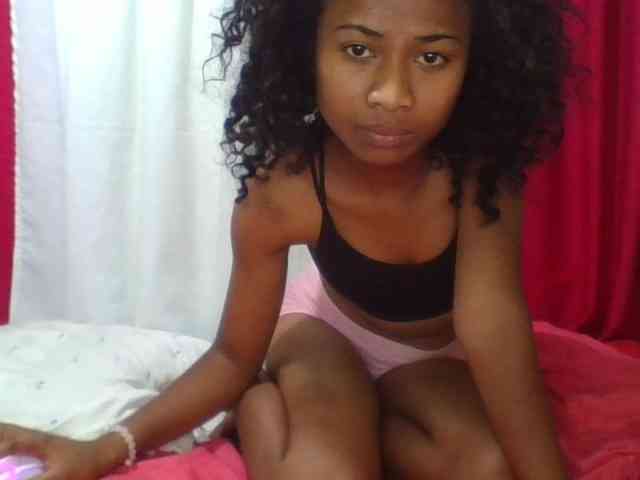 ERICAHJS webcam