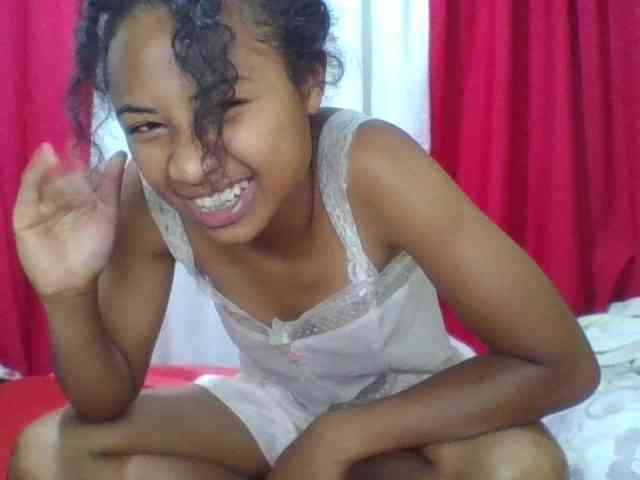 ERICAHJS webcam