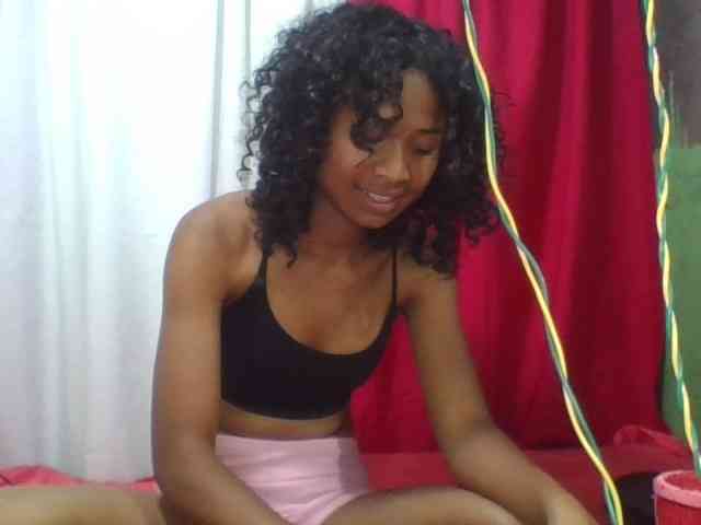 ERICAHJS webcam