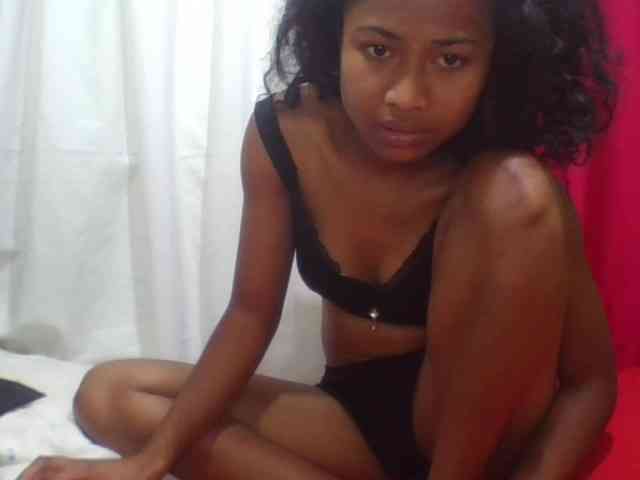 ERICAHJS webcam