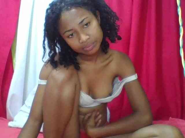 ERICAHJS webcam
